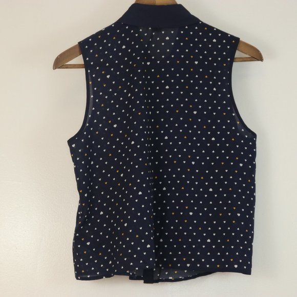 ❗❗❗ SOLD❗❗❗Forever 21 Navy Button Up Sleeveless - Picture 3 of 6